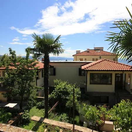 With A Parking Space - 7854 Penzion Opatija